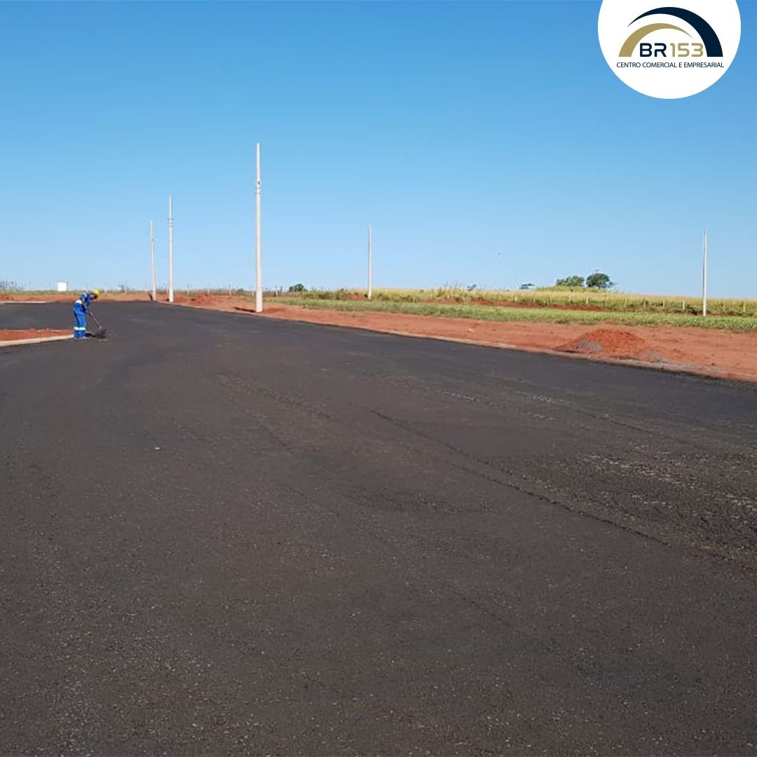 Terreno Comercial BR 153 Vende,