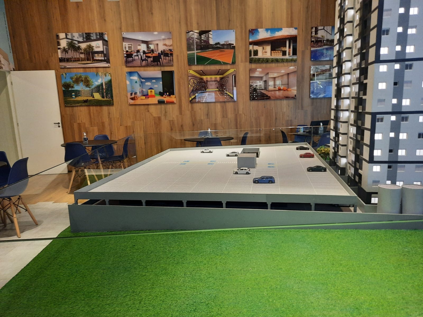 Miniatura 7