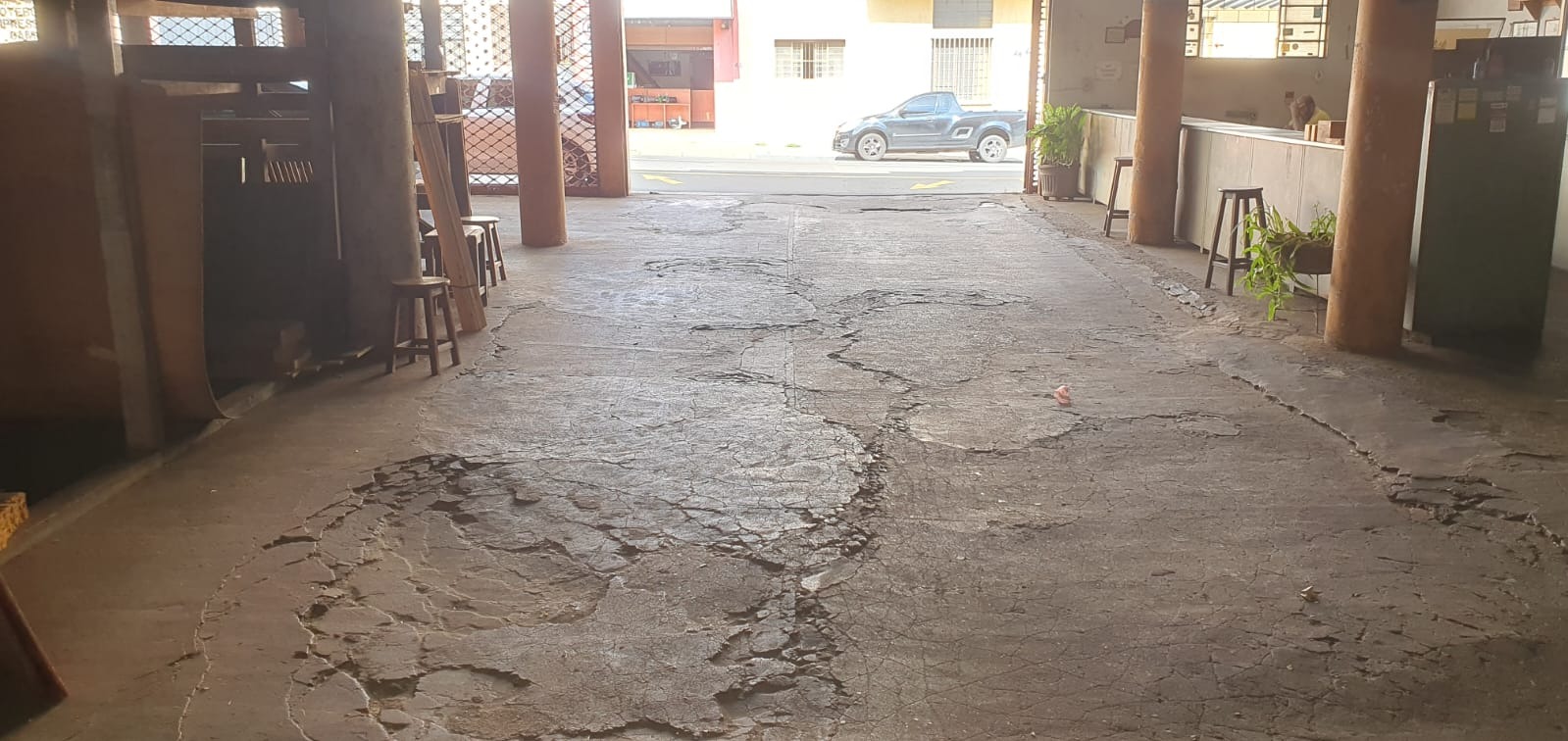Barracao Vila Maceno aluga, Barracao Vila Maceno 2 banheiros aluga