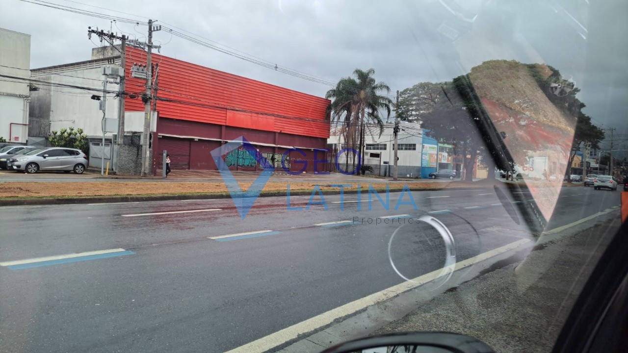 Prédio com 1.260 m² para locação em Jardim Vera Cruz