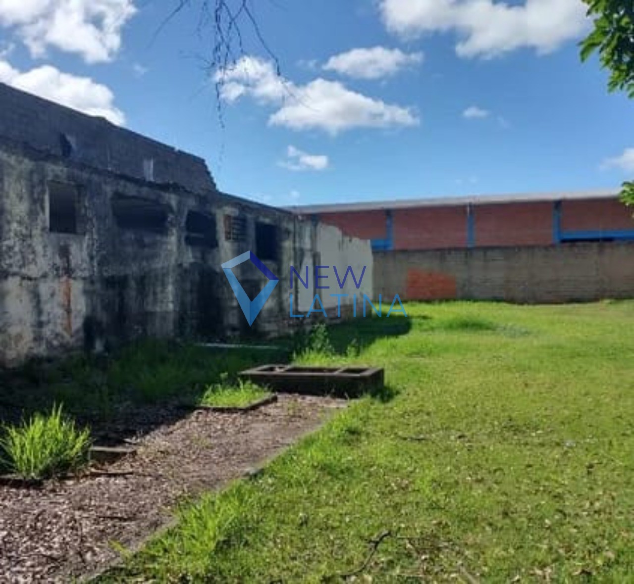 Terreno com 2.740 m² para venda em Parque Campolim