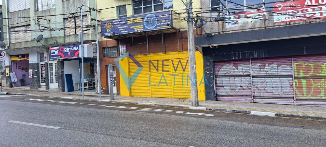 Salão com 270 m² para locação em Centro