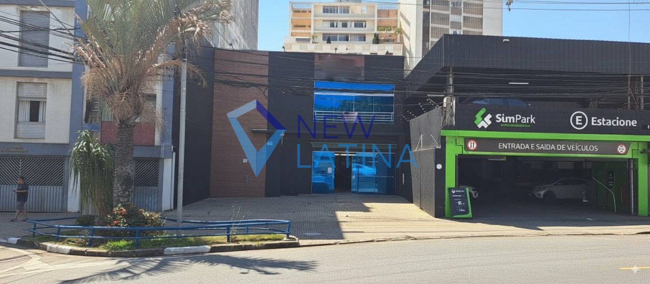 Prédio com 488 m² para locação em Centro