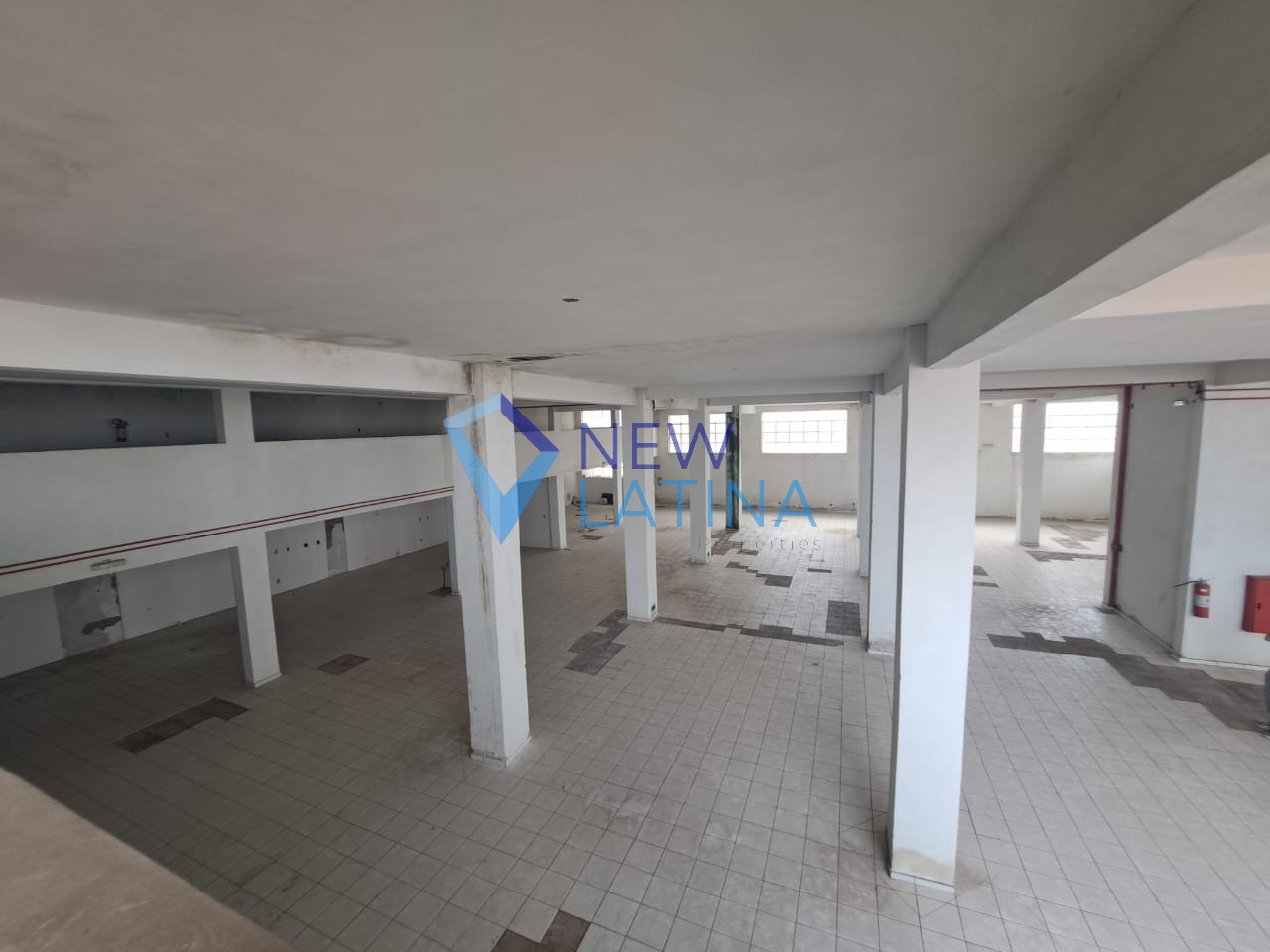 Ponto com 1.000 m² para locação em Vila Jardini
