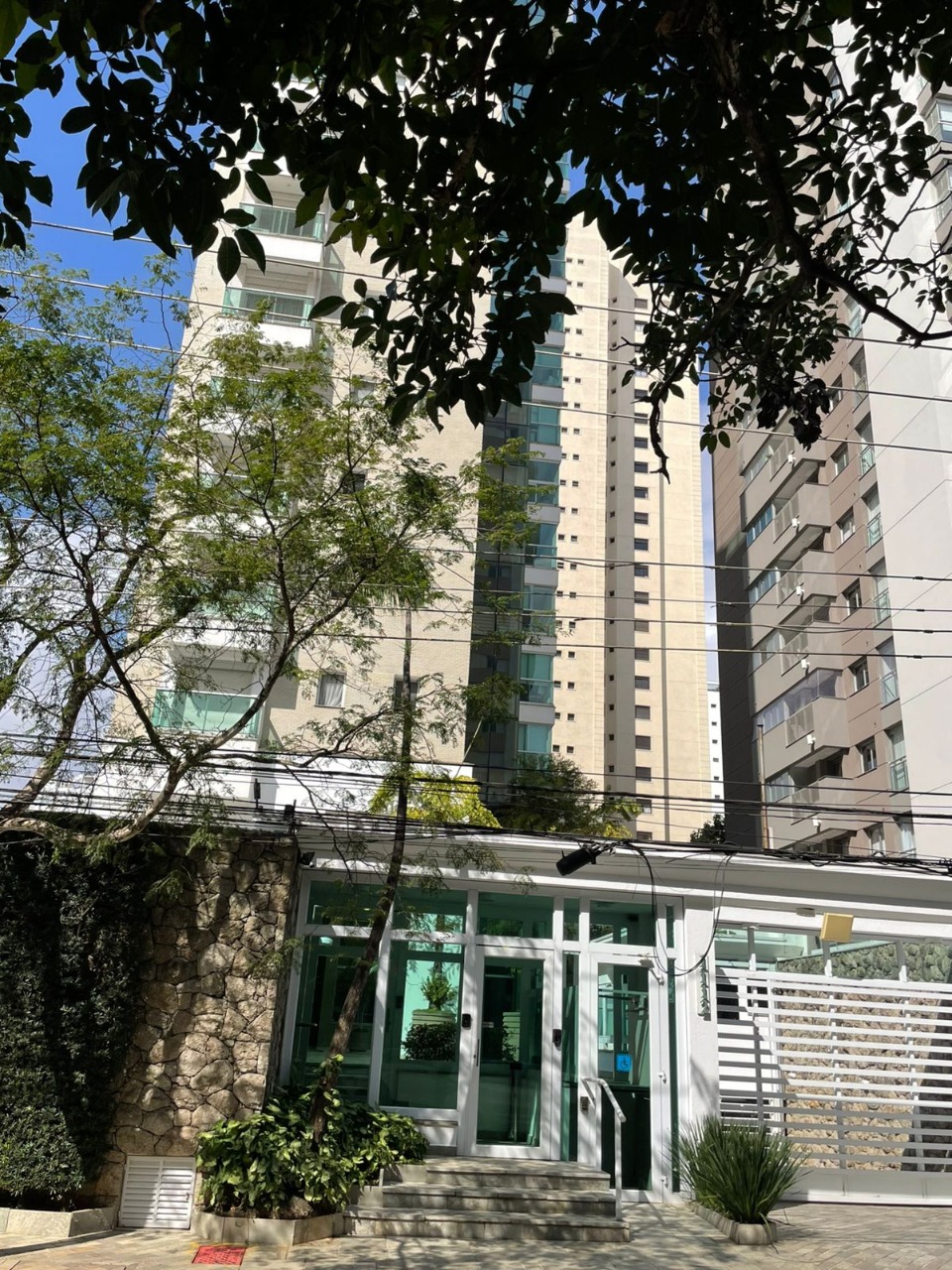 Apartamento 155m² Campo Belo - 3 Suítes, Varanda Gourmet e Lazer Completo