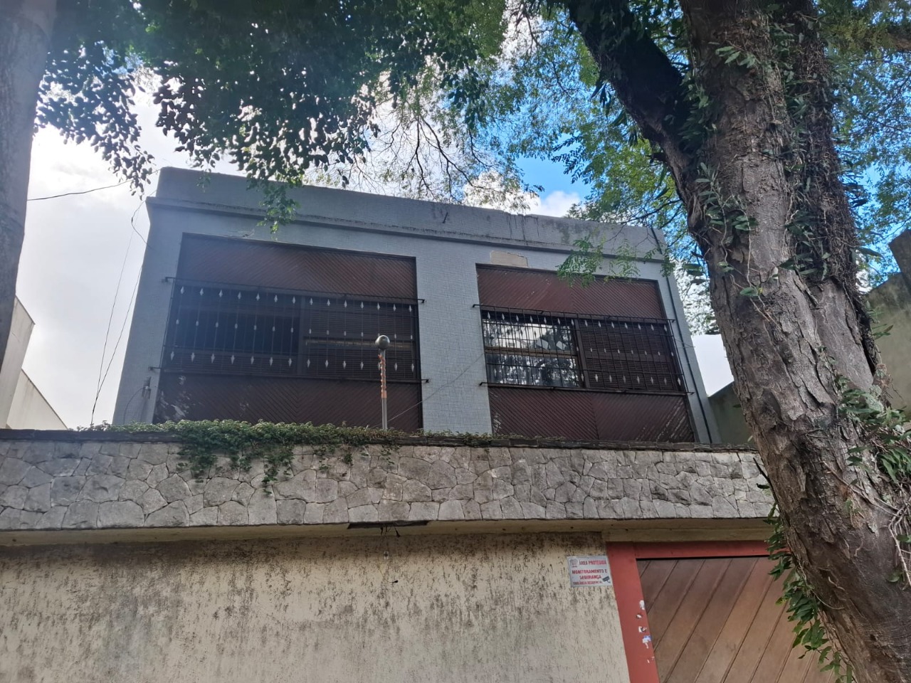 Casa Sobrado à Venda no Planalto Paulista - 280 m² - 5 Dormitórios-1 Suíte-Quintal-Ampla Garagem-Excelente Localização